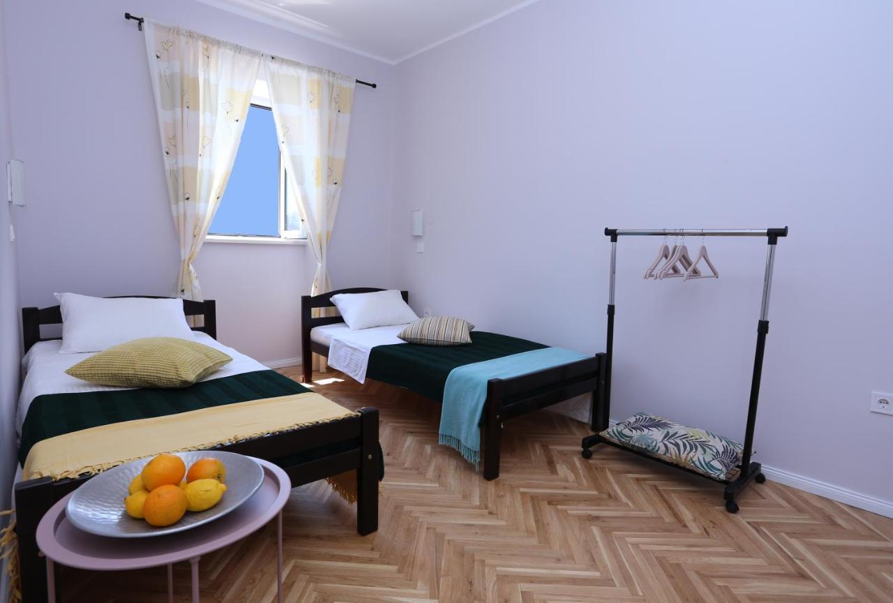 Tamaris Apartmani Херцег Нови Екстериор снимка